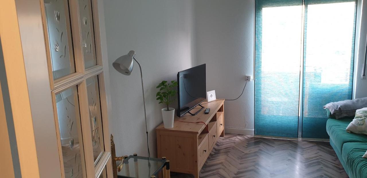 Apartamento Nana - Wifi Y Netflix Apartment Valladolid Ngoại thất bức ảnh