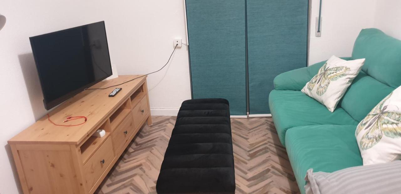 Apartamento Nana - Wifi Y Netflix Apartment Valladolid Ngoại thất bức ảnh